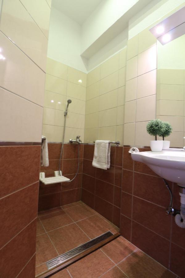 Apartment Vlado Врсар Экстерьер фото